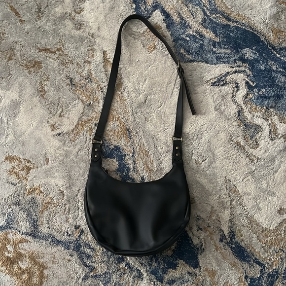 Ana Black Faux Leather Crossbody Purse - Picture 5 of 5